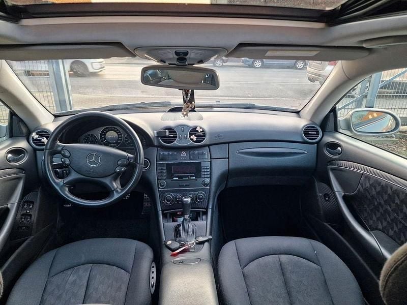 Gebraucht Mercedes CLK200 163 PS (119 kW) 2004 Silber Coupé