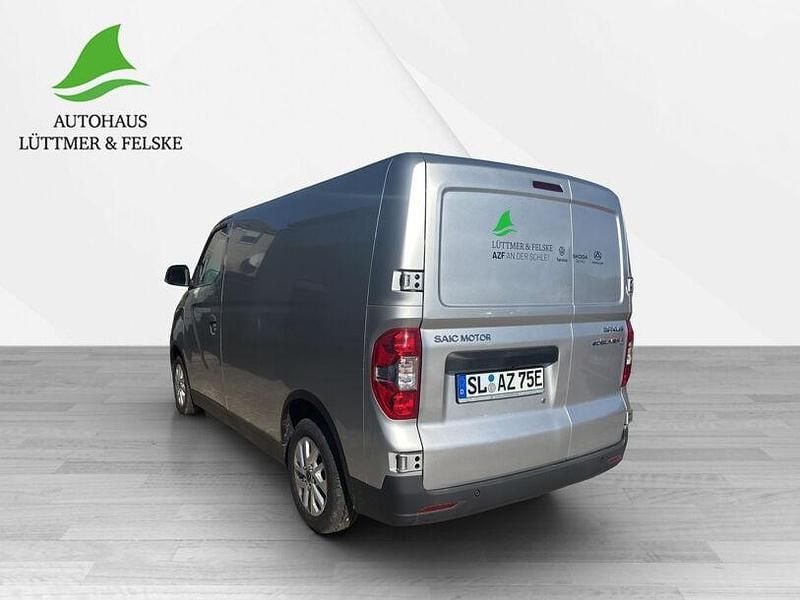 Gebraucht Maxus eDeliver 3 100 kW (136 PS) 2024 Silber Van
