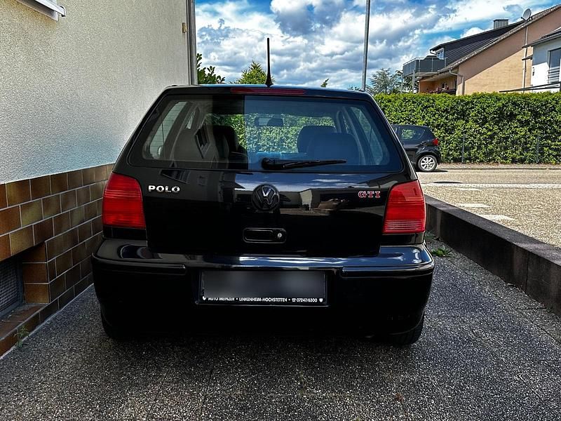 Gebraucht VW Polo 60 PS (44 kW) 2000 Schwarz Kleinwagen