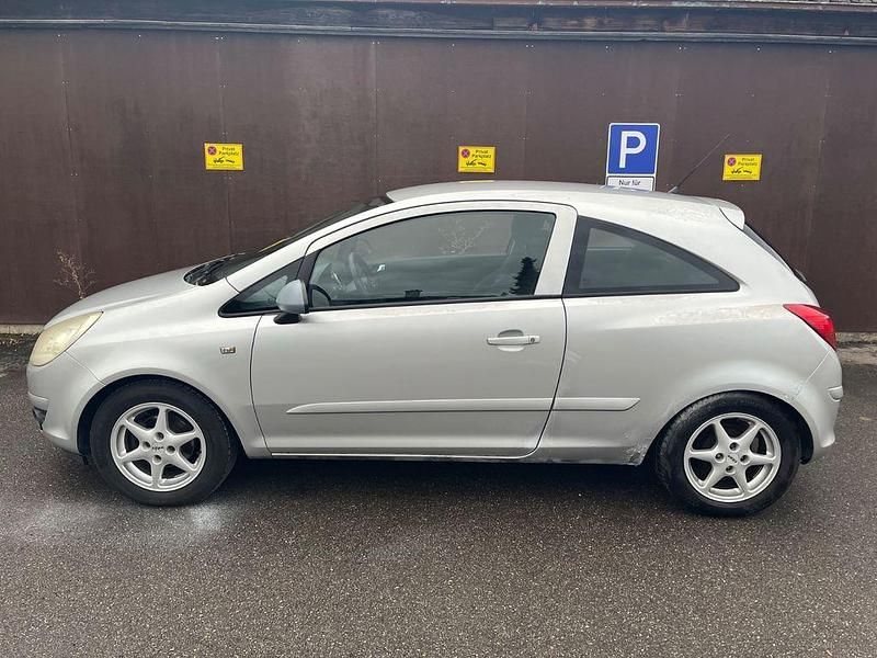Gebraucht Opel Corsa Catch Me 60 PS (44 kW) 2009 Silber Kleinwagen