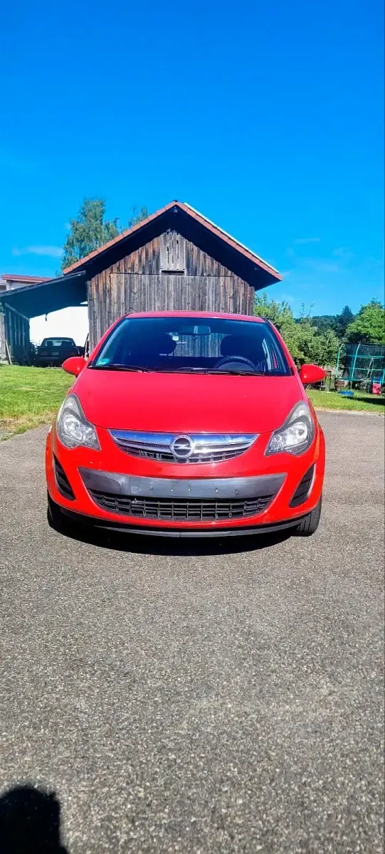 Gebraucht Opel Corsa Edition 69 PS (50 kW) 2014 Rot Kleinwagen