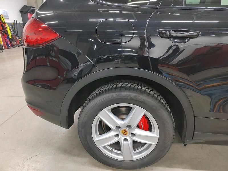 Gebraucht Porsche Cayenne 245 PS (180 kW) 2013 Schwarz SUV
