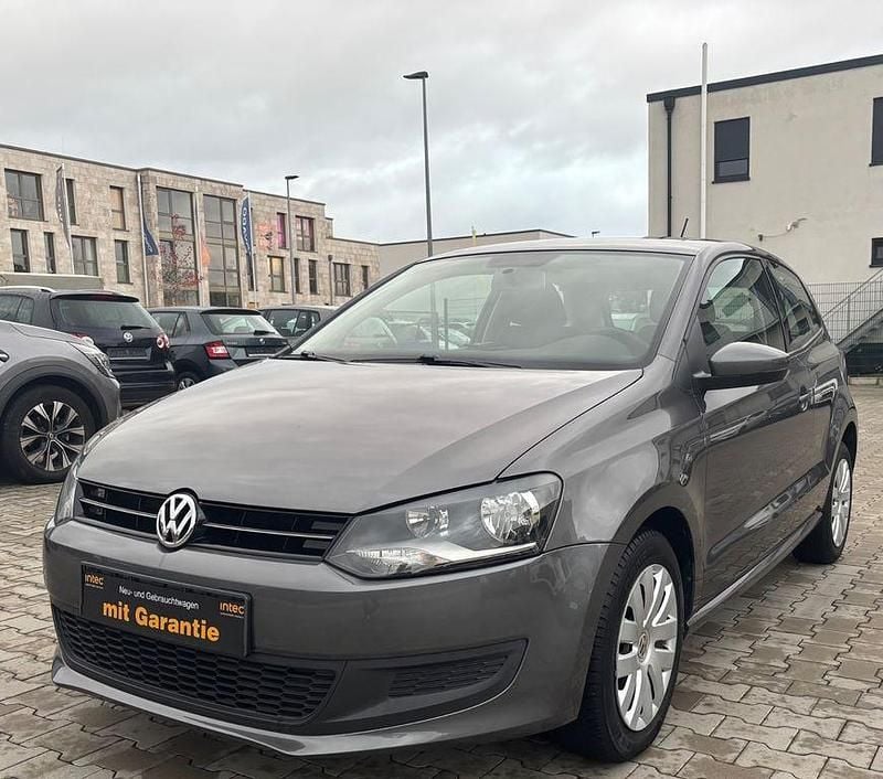 Grau Gebraucht 2013 VW Polo Comfortline | 6.900 € (Guter Preis) - Bild 1/4