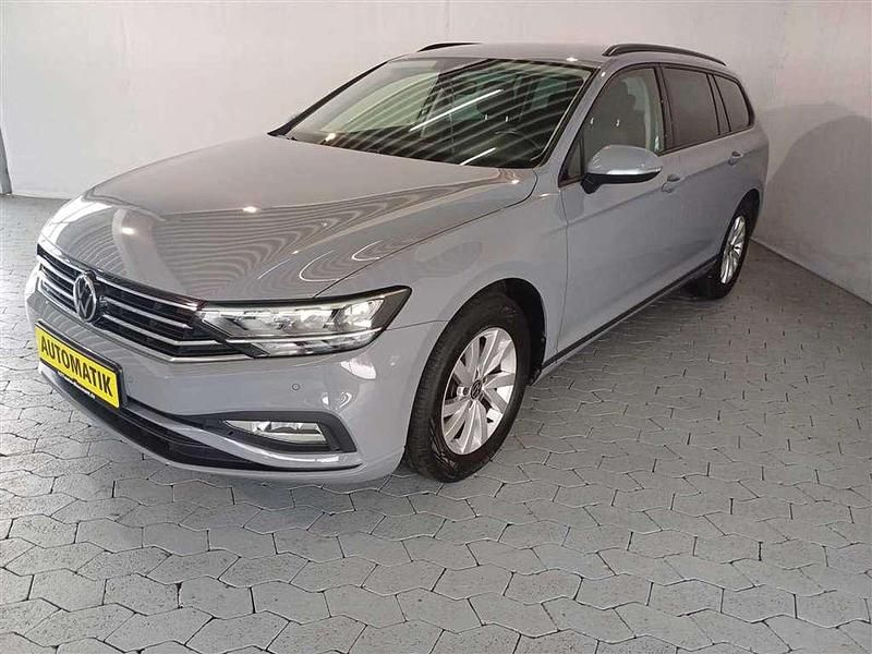 Gebraucht VW Passat Conceptline 150 PS (110 kW) 2022 Grau Kombi