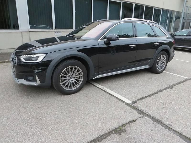 Schwarz Gebraucht 2024 Audi A4 Allroad Sport Kombi | 42.990 € (Teuer) - Bild 1/4