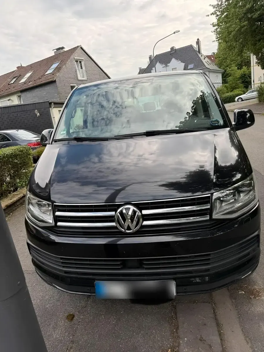 Gebraucht VW Multivan 199 PS (146 kW) 2019 Schwarz Van / Kleinbus
