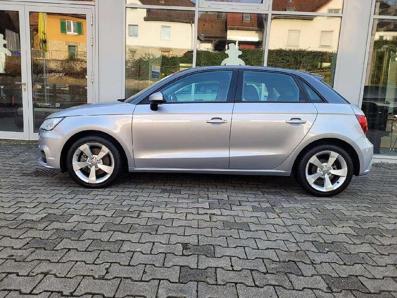 Gebraucht Audi A1 Sport 125 PS (91 kW) 2018 Florettsilber Limousine