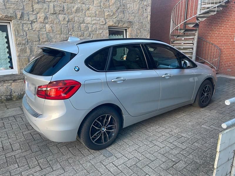 Gebraucht BMW 218 150 PS (110 kW) 2019 Silber Kombi