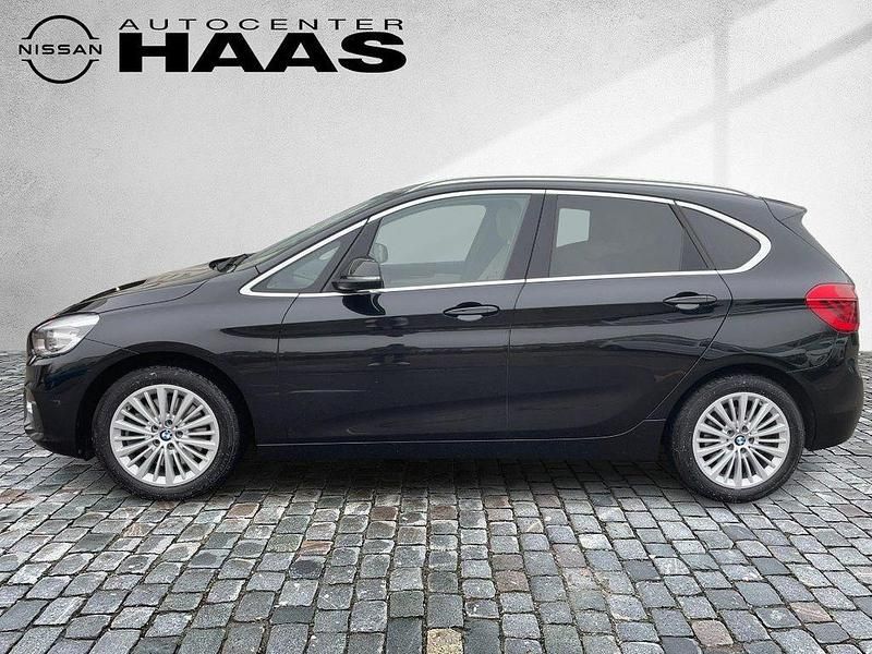 Gebraucht BMW 225 Active Tourer Luxury Line 231 PS (169 kW) 2017 Black sapphire metallic Van / Kleinbus