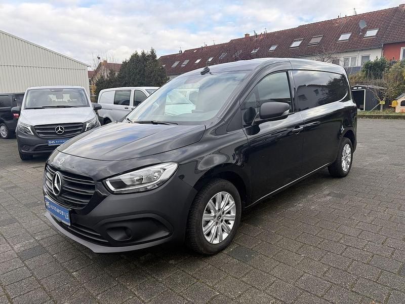 Gebraucht Mercedes Citan 110 95 PS (69 kW) 2024 Loparitschwarz metallic mb 97 Van / Kleinbus