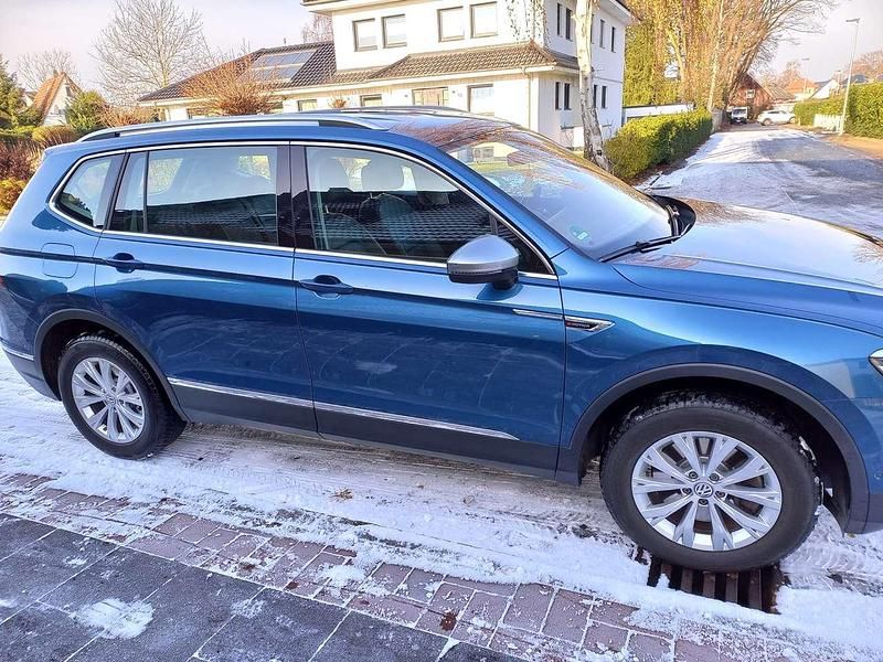 Gebraucht VW Tiguan Allspace Highline 190 PS (139 kW) 2020 SUV
