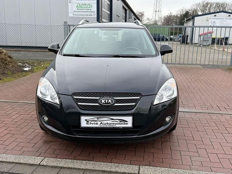 Gebraucht Kia Ceed LX 109 PS (80 kW) 2009 Schwarz Kleinwagen