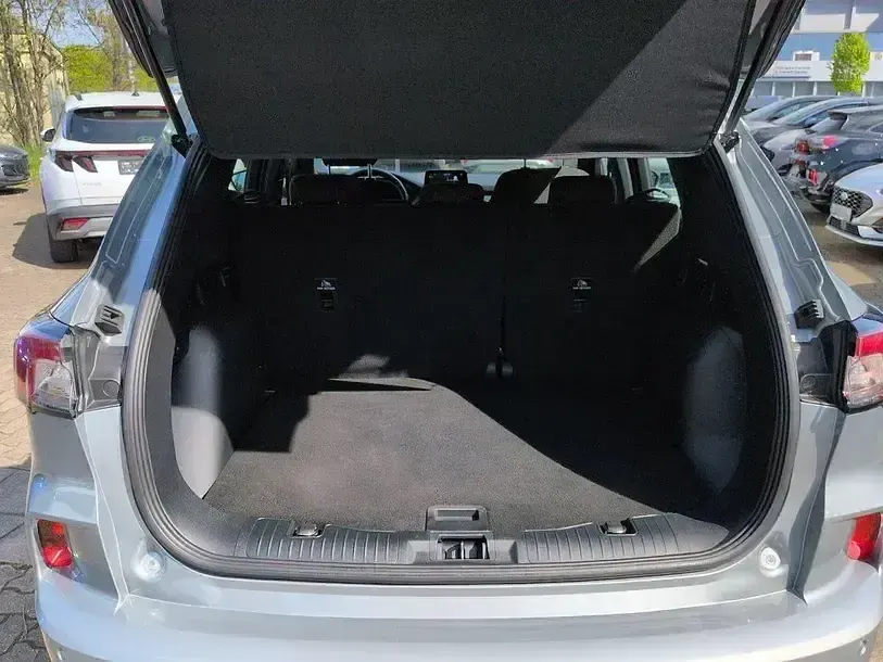 Gebraucht Ford Kuga ST-Line 190 PS (139 kW) 2023 Solar silver met SUV