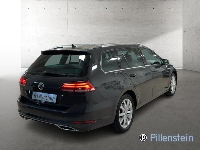 Gebraucht VW Golf VIII Highline 150 PS (110 kW) 2021 Grau Kombi