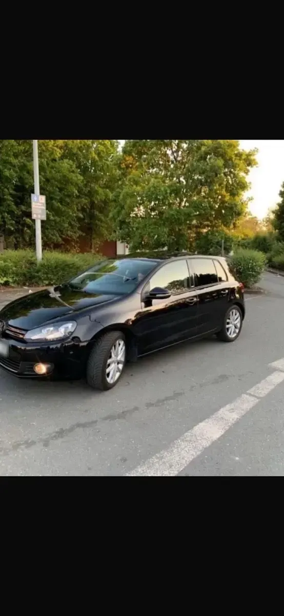 Gebraucht VW Golf VI 110 PS (80 kW) 2012 Schwarz Kleinwagen