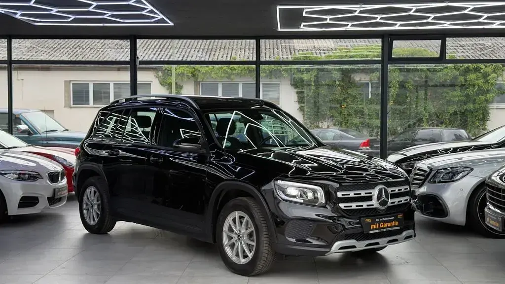 Gebraucht Mercedes GLB200 150 PS (110 kW) 2021 Schwarz SUV