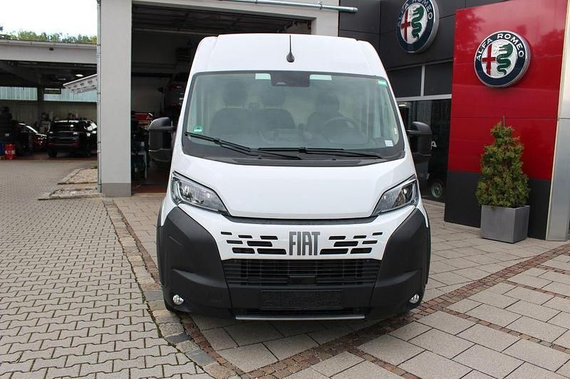 Weiß Gebraucht 2024 Fiat Ducato Van | 32.900 € (Superpreis) - Bild 1/4