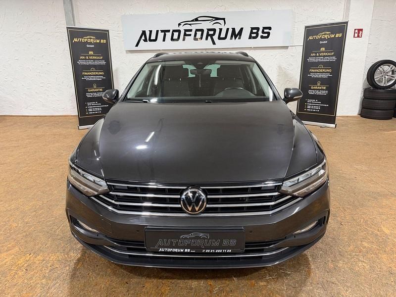 Gebraucht VW Passat Business 150 PS (110 kW) 2022 Grau Kombi