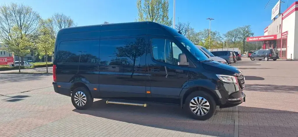 Gebraucht Mercedes Sprinter 190 PS (139 kW) 2020 Schwarz Van