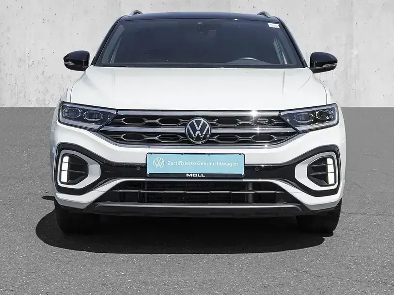 Second-hand VW T-Roc R-line 190 CP (139 kW) 2023 Negru SUV