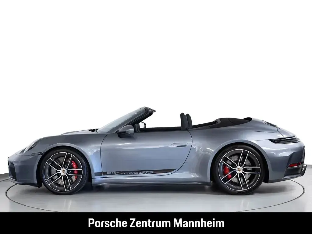 Gebraucht Porsche 992 541 PS (397 kW) 2026 Grau Cabrio