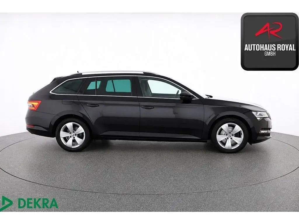 Gebraucht Skoda Superb Style 200 PS (147 kW) 2021 Schwarz (metallic) Kombi