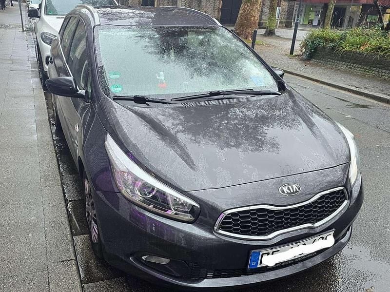 Gebraucht Kia Ceed 128 PS (94 kW) 2014 Kleinwagen