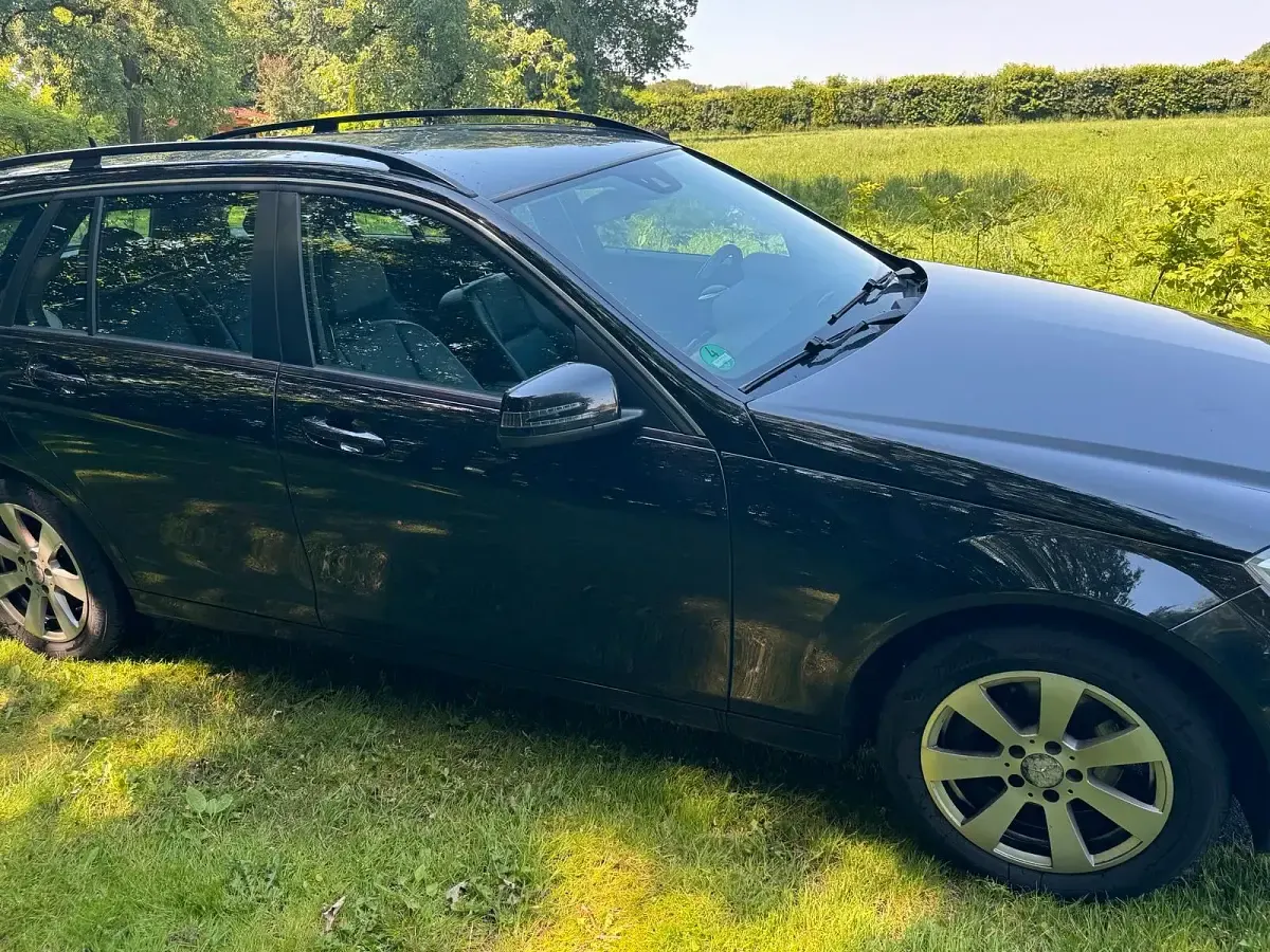 Gebraucht Mercedes C200 136 PS (100 kW) 2012 Schwarz Kombi