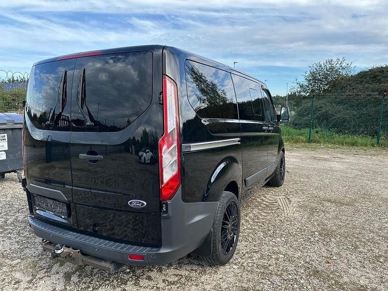 Gebraucht Ford Transit Custom Trend 131 PS (96 kW) 2017 Schwarz Van / Kleinbus
