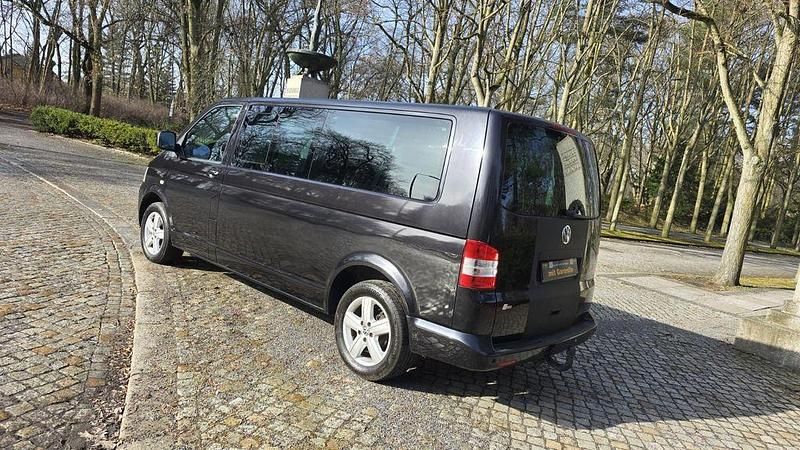 Używany VW Caravelle 174 KM (127 kW) 2007 Czarny Van