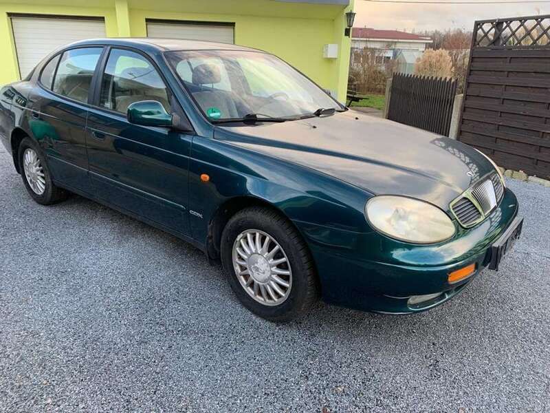 Grün Gebraucht 2000 Chevrolet Leganza SX Limousine | 2.500 € - Bild 1/4
