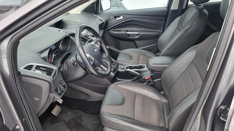 Gebraucht Ford Kuga Individual 163 PS (119 kW) 2014 Grau SUV