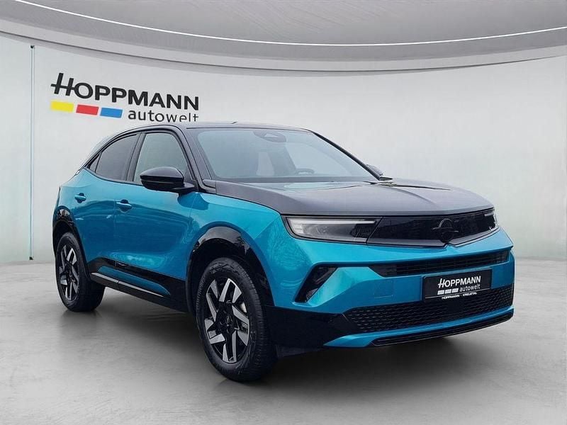 Neu Opel Mokka 145 PS (106 kW) 2025 Tropical grün / schwarz SUV