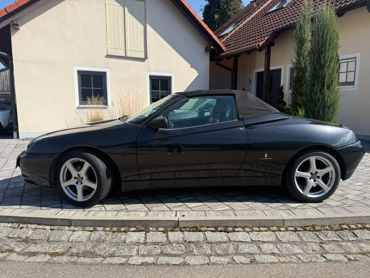 Gebraucht Alfa Romeo Spider 166 PS (122 kW) 2004 Schwarz Cabrio