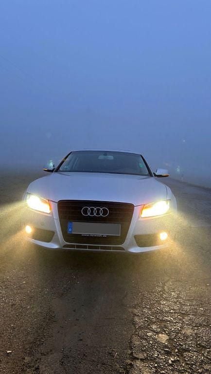 Silber Gebraucht 2011 Audi A5 Sportback Kleinwagen | 8.000 € (Fairer Preis) - Bild 1/4