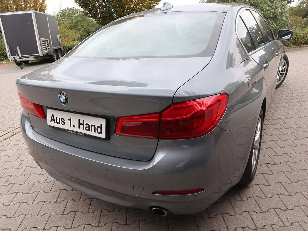Gebraucht BMW 530 265 PS (194 kW) 2017 Bluestone metallic Limousine