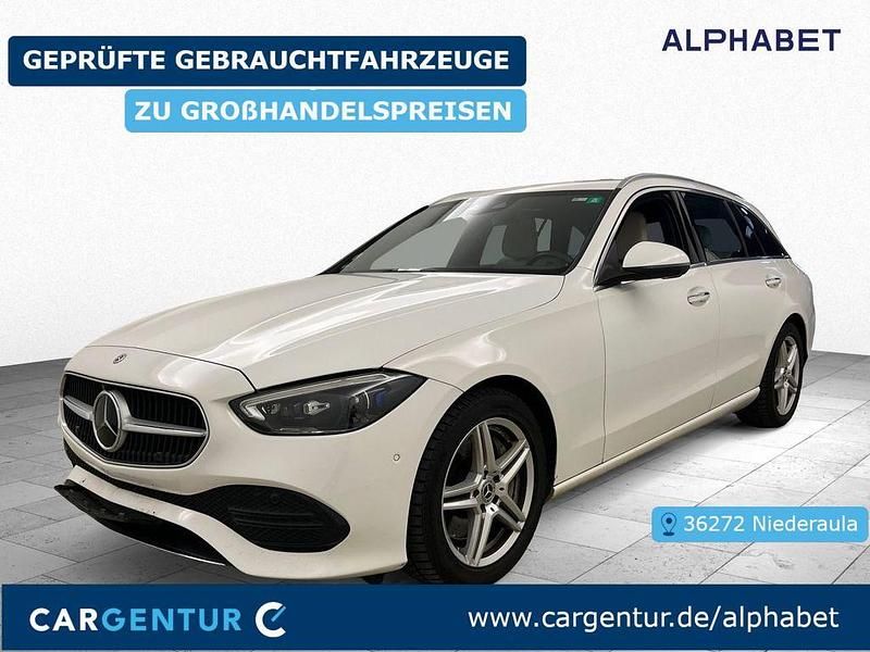 Weiß Gebraucht 2022 Mercedes C300 Avantgarde Limousine | 29.495 € (Superpreis) - Bild 1/2