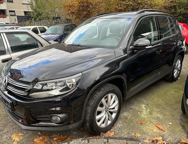 Schwarz Gebraucht 2013 VW Tiguan Trendline SUV | 7.995 € (Fairer Preis) - Bild 1/4