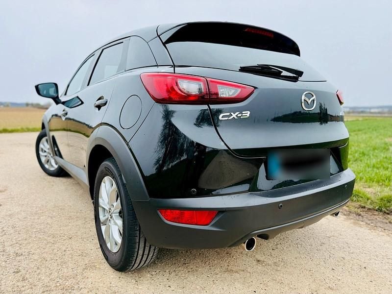 Second-hand Mazda 3 120 CP (88 kW) 2017 Negru Hatchback