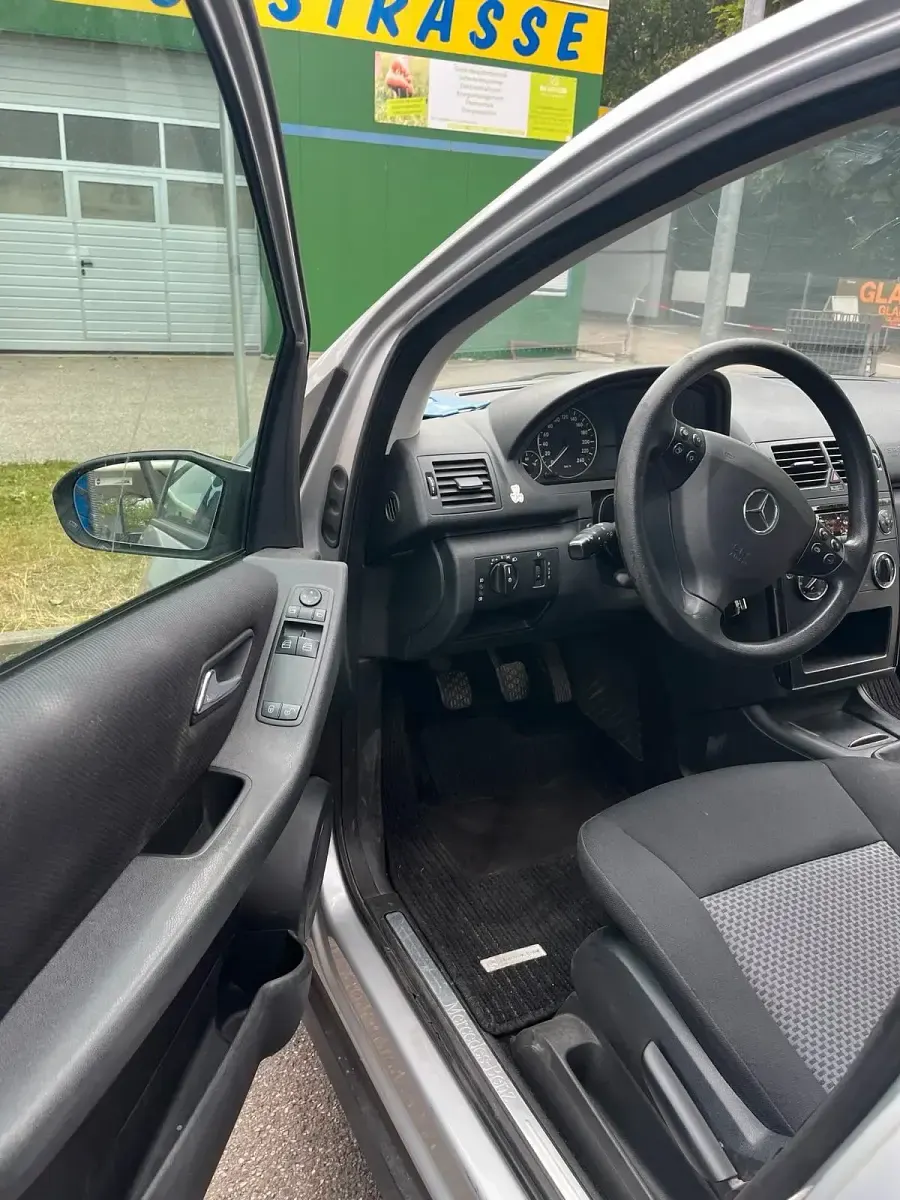 Gebraucht Mercedes A170 109 PS (80 kW) 2005 Grau Van / Kleinbus