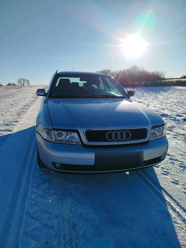 Gebraucht Audi A4 115 PS (84 kW) 2001 Silber Kombi