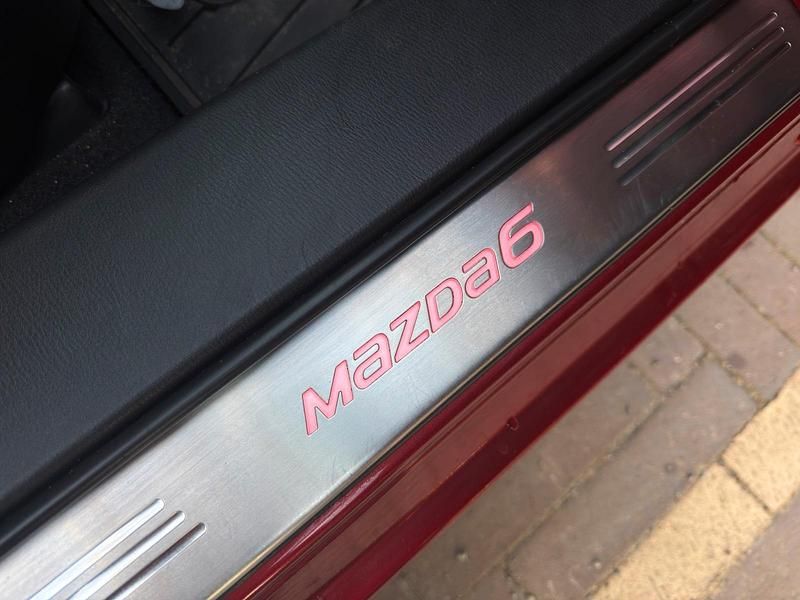 Gebraucht Mazda 6 175 PS (128 kW) 2017 Rot Kombi