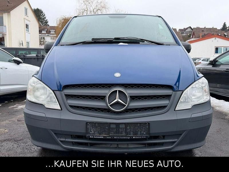 Gebraucht Mercedes Vito 163 PS (119 kW) 2014 Blau Van