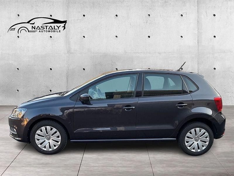 Gebraucht VW Polo LOUNGE 75 PS (55 kW) 2015 Grau Limousine