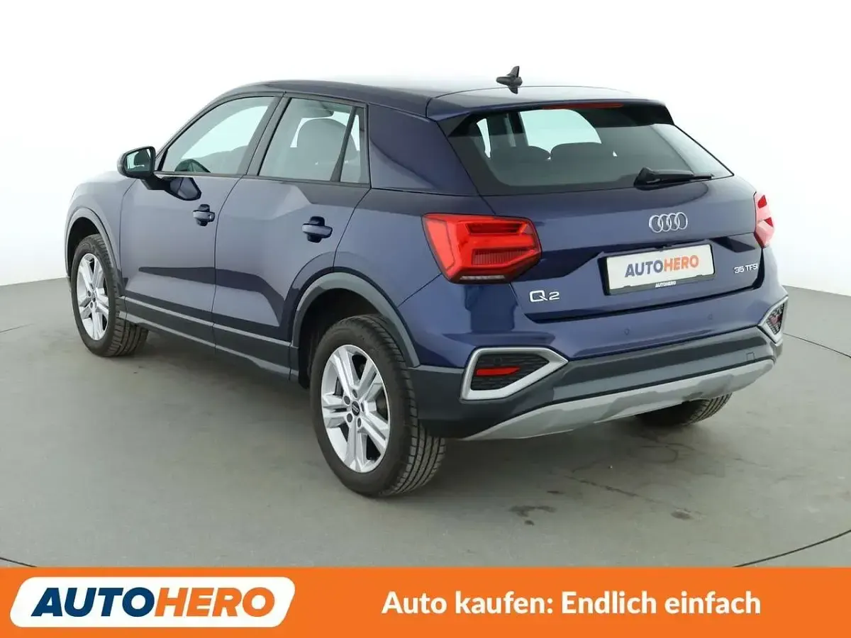 Gebraucht Audi Q2 Advanced 150 PS (110 kW) 2023 Navarrablau SUV