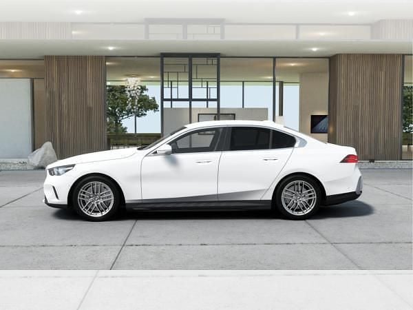 Neu BMW i5 250 kW (340 PS) 2026 Weiß (alpinweiss iii) Limousine