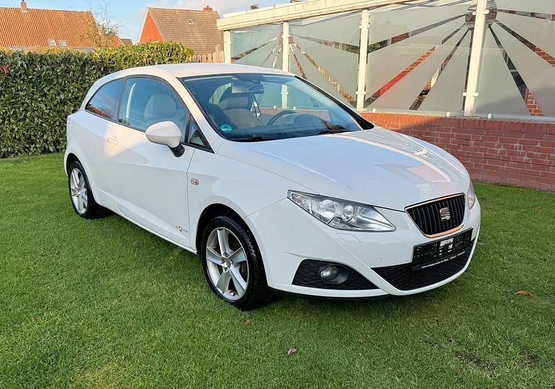 Weiß Gebraucht 2011 Seat Ibiza Copa Coupé | 4.150 € (Fairer Preis) - Bild 1/4