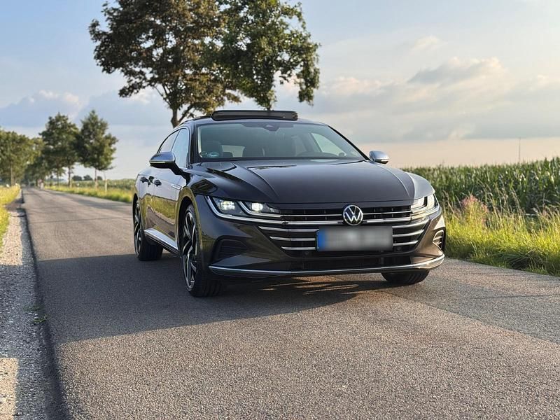 Gebraucht VW Arteon Elegance 200 PS (147 kW) 2022 Grau Kombi