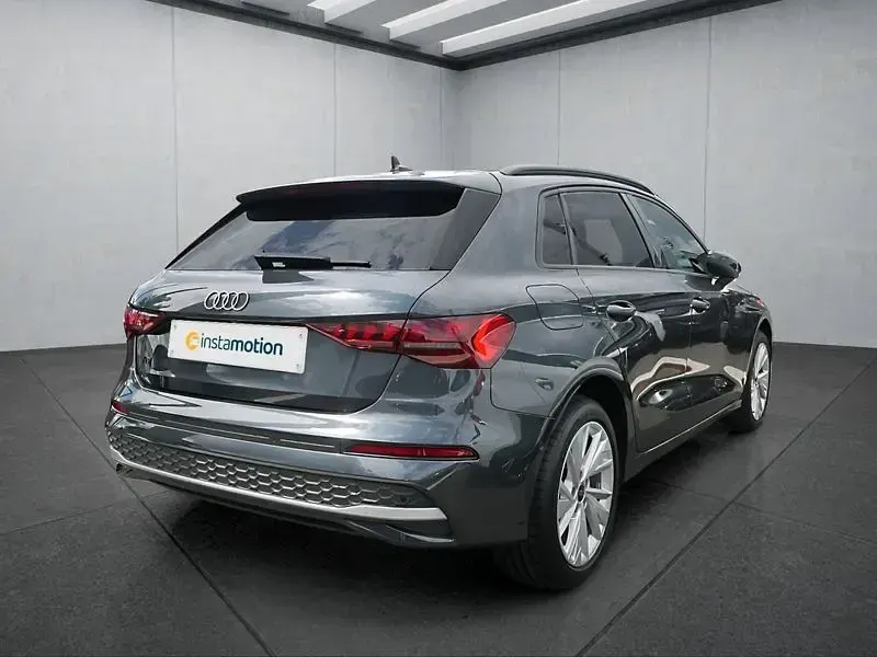 Gebraucht Audi A3 Sportback 116 PS (85 kW) 2025 Grau Kleinwagen