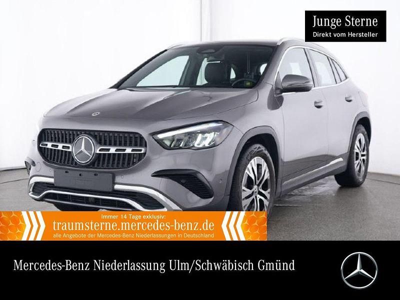 Grau Gebraucht 2024 Mercedes GLA200 Advanced SUV | 36.990 € (Guter Preis) - Bild 1/3